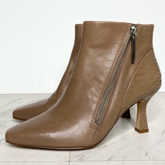 Louise et Cie Lenah Tan Leather Pointy Toe Bootie 7 1/2 M - Picture 1 of 14